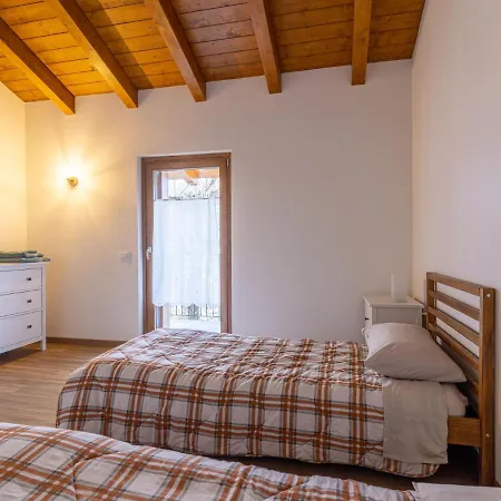 Casa Di Nonno By Interhome بيت للعطل *